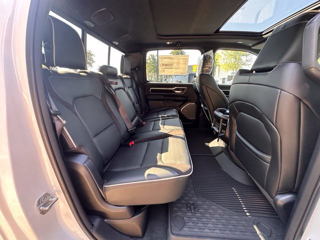 New 2027 RAM 1500 Laramie AWD/4WD image 30