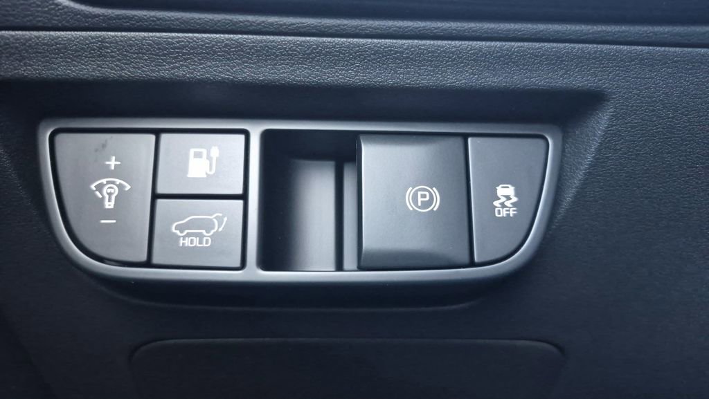 New 2025 Kia EV6 Wind image 26