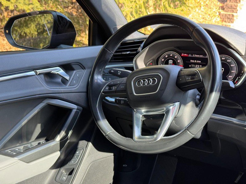 Used 2023 Audi Q3 2.0T Premium Plus w/ Premium Plus Package image 12