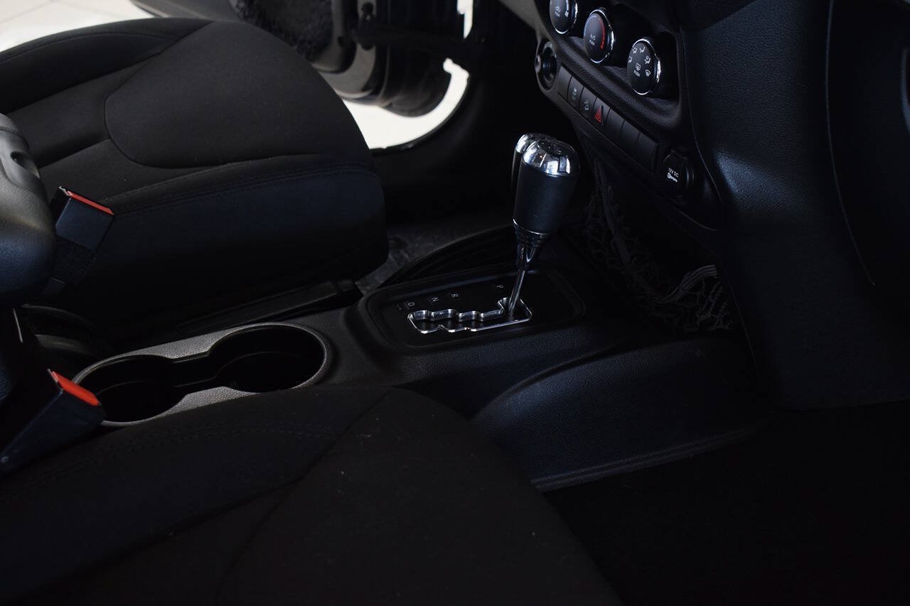 Used 2014 Jeep Wrangler Sport w/ Quick Order Package 24S AWD/4WD image 47
