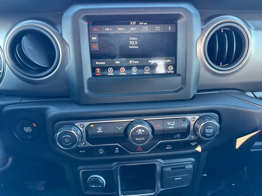 Certified 2022 Jeep Wrangler Sport image 18