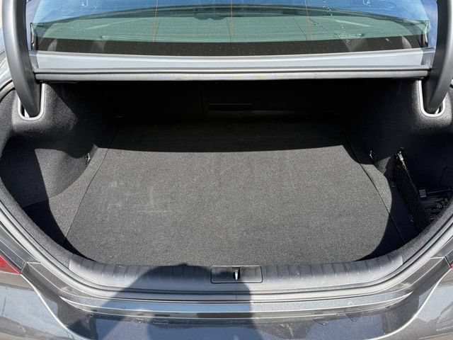 Used 2026 Genesis G70 2.5T RWD image 4