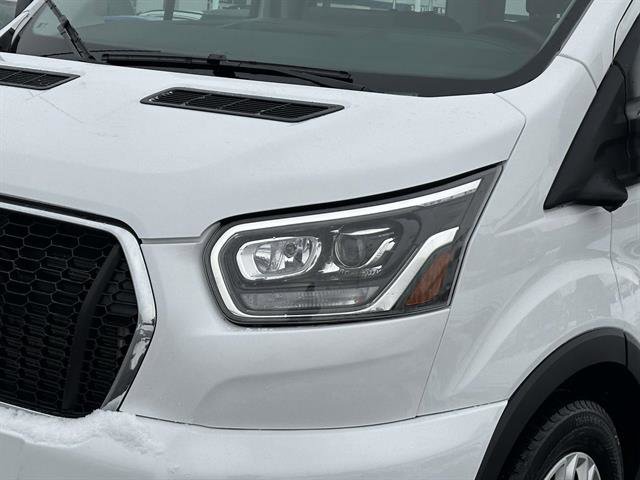 Used 2023 Ford Transit 350 XLT image 7