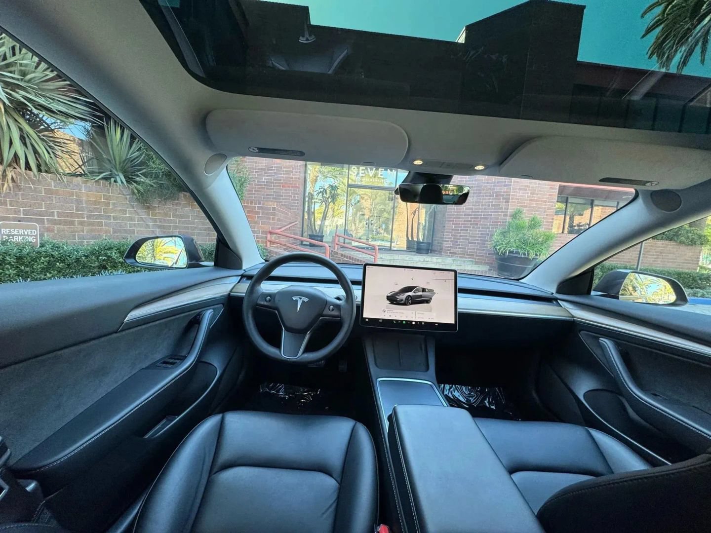 Used 2023 Tesla Model 3 Standard Range RWD image 9