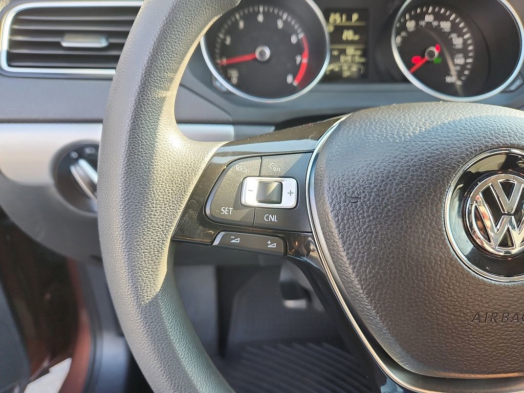Used 2017 Volkswagen Jetta S image 20