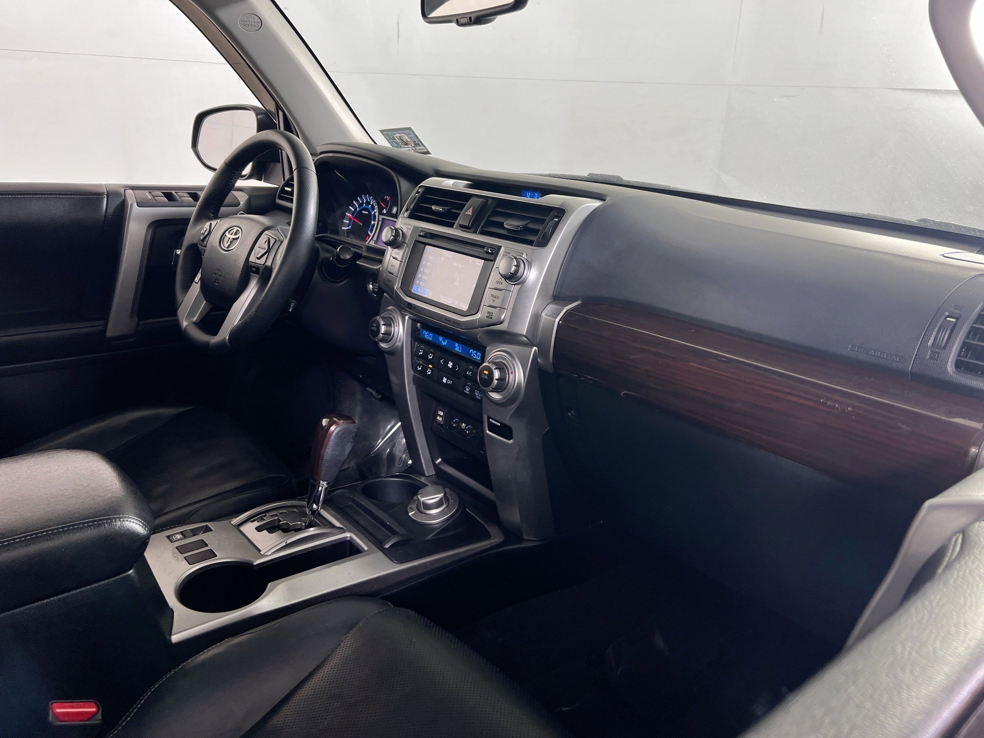 Used 2016 Toyota 4Runner Limited image 26