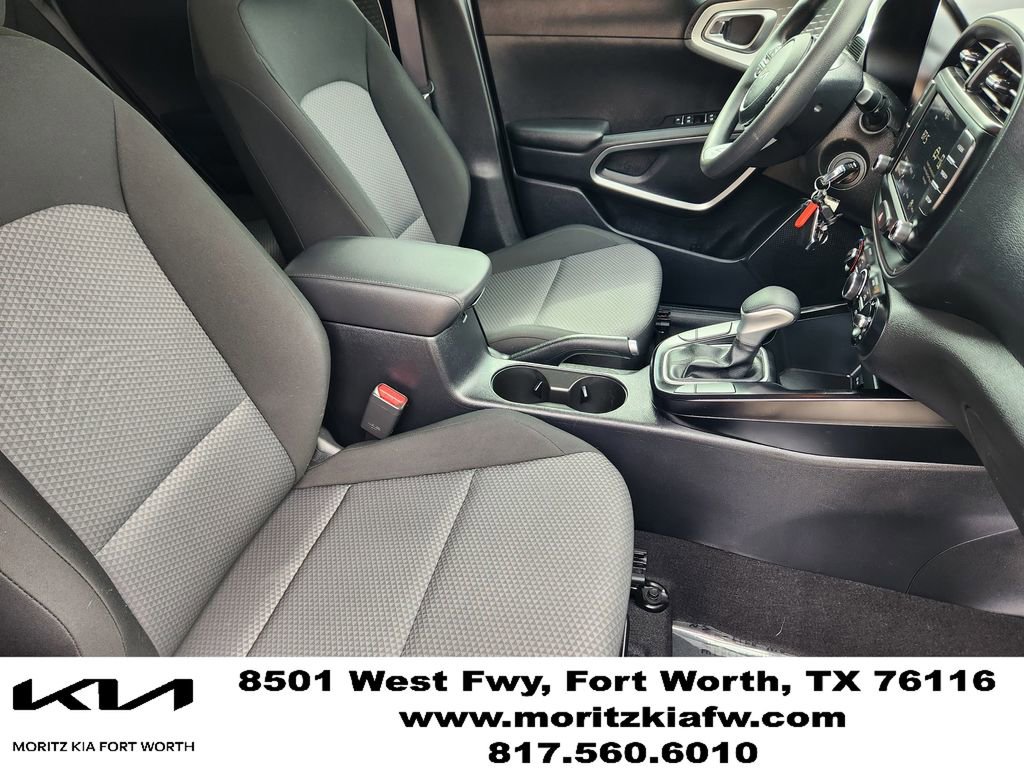 Certified 2024 Kia Soul LX FWD image 13