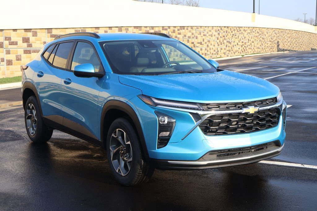 New 2026 Chevrolet Trax LT w/ LT Convenience Package FWD image 10