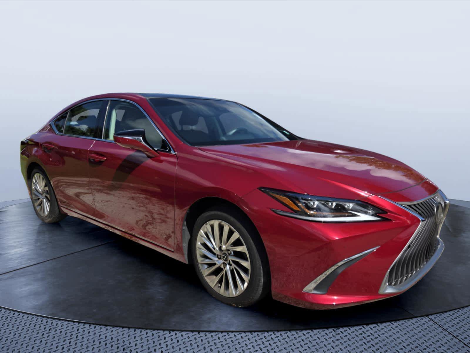 Used 2019 Lexus ES 350 Ultra Luxury w/ Accessory Package 2