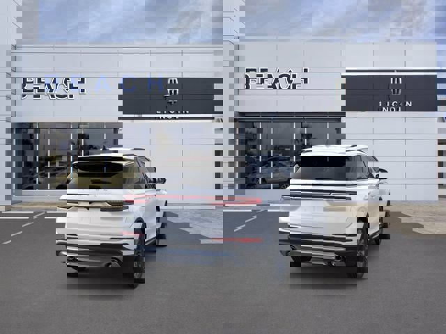 New 2026 Lincoln Corsair Premiere image 8