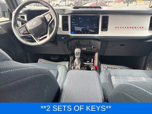 Certified 2025 Ford Bronco Heritage Edition AWD/4WD image 11