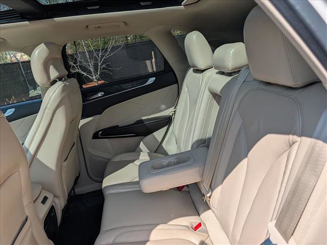 Used 2019 Lincoln MKC Reserve w/ MKC Climate Package image 25