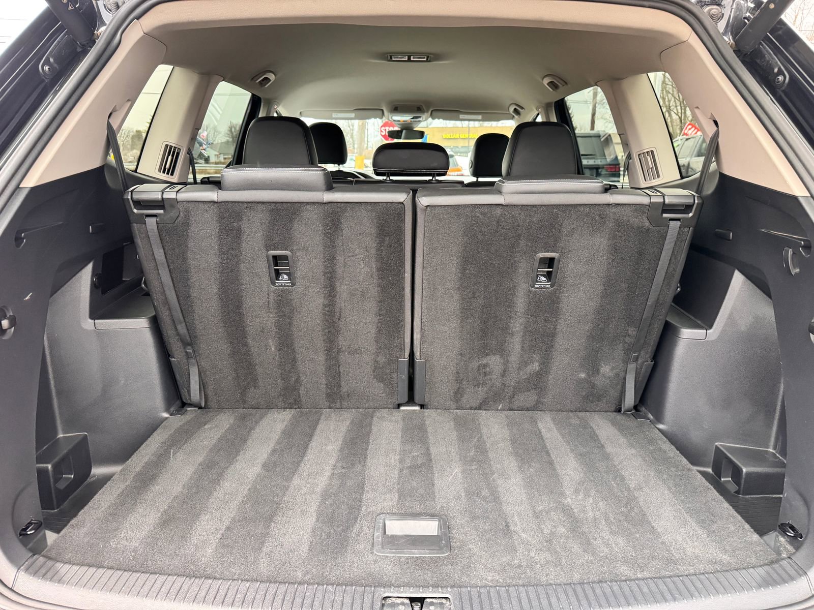 Used 2025 Volkswagen Atlas SE image 6