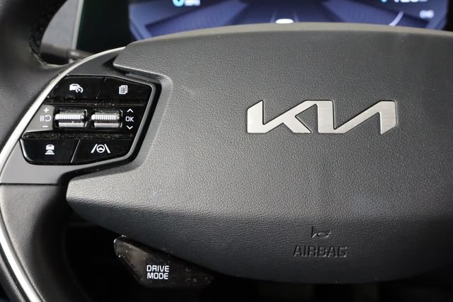 Used 2023 Kia EV6 Wind RWD image 8