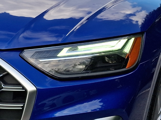 Certified 2023 Audi SQ5 Premium Plus w/ Premium Plus Package AWD/4WD image 9