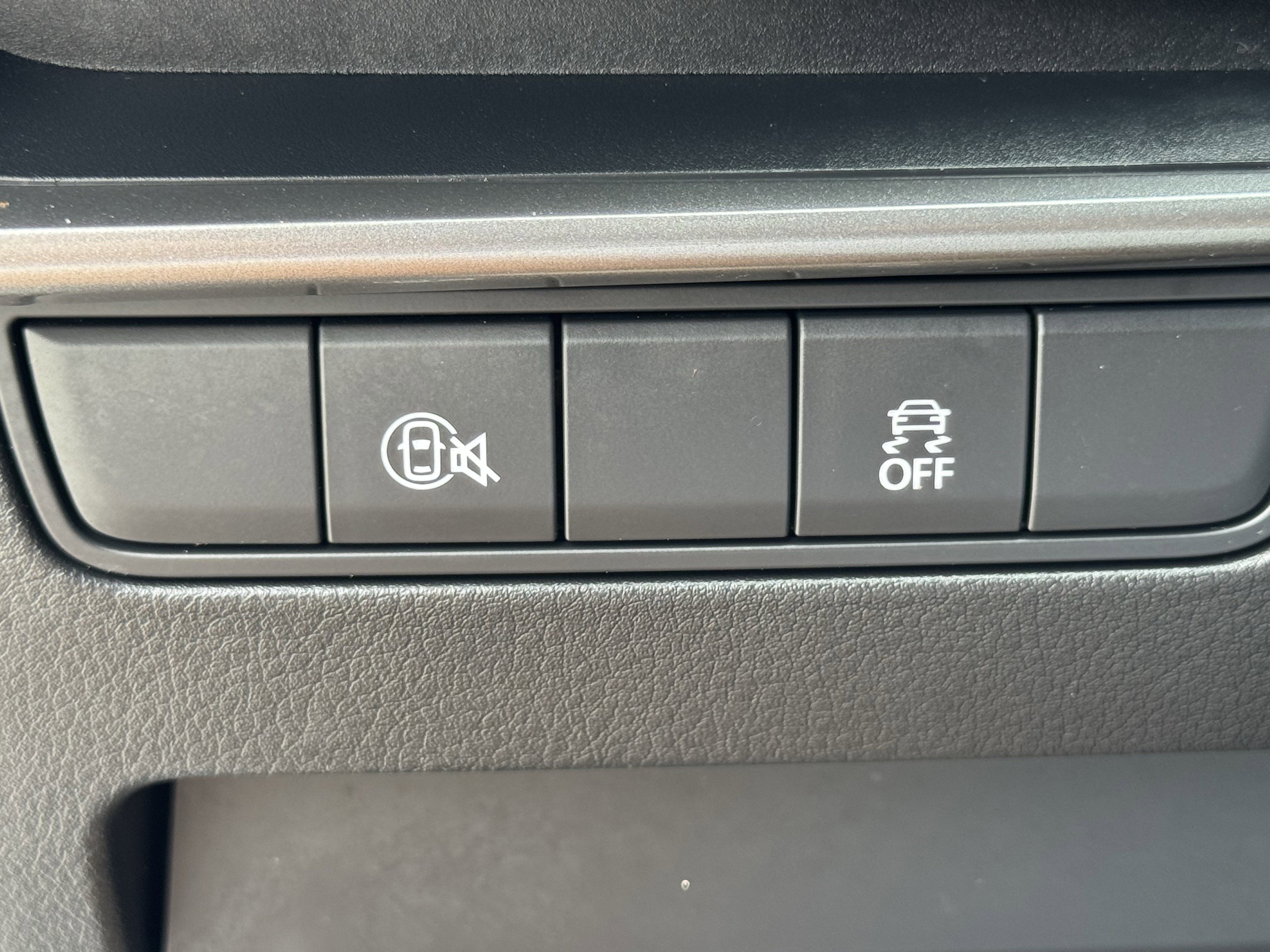 Used 2024 MAZDA MAZDA3 s image 27