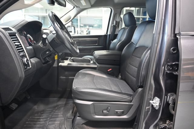Used 2017 RAM 1500 Sport w/ Quick Order Package 26Q Night AWD/4WD image 10