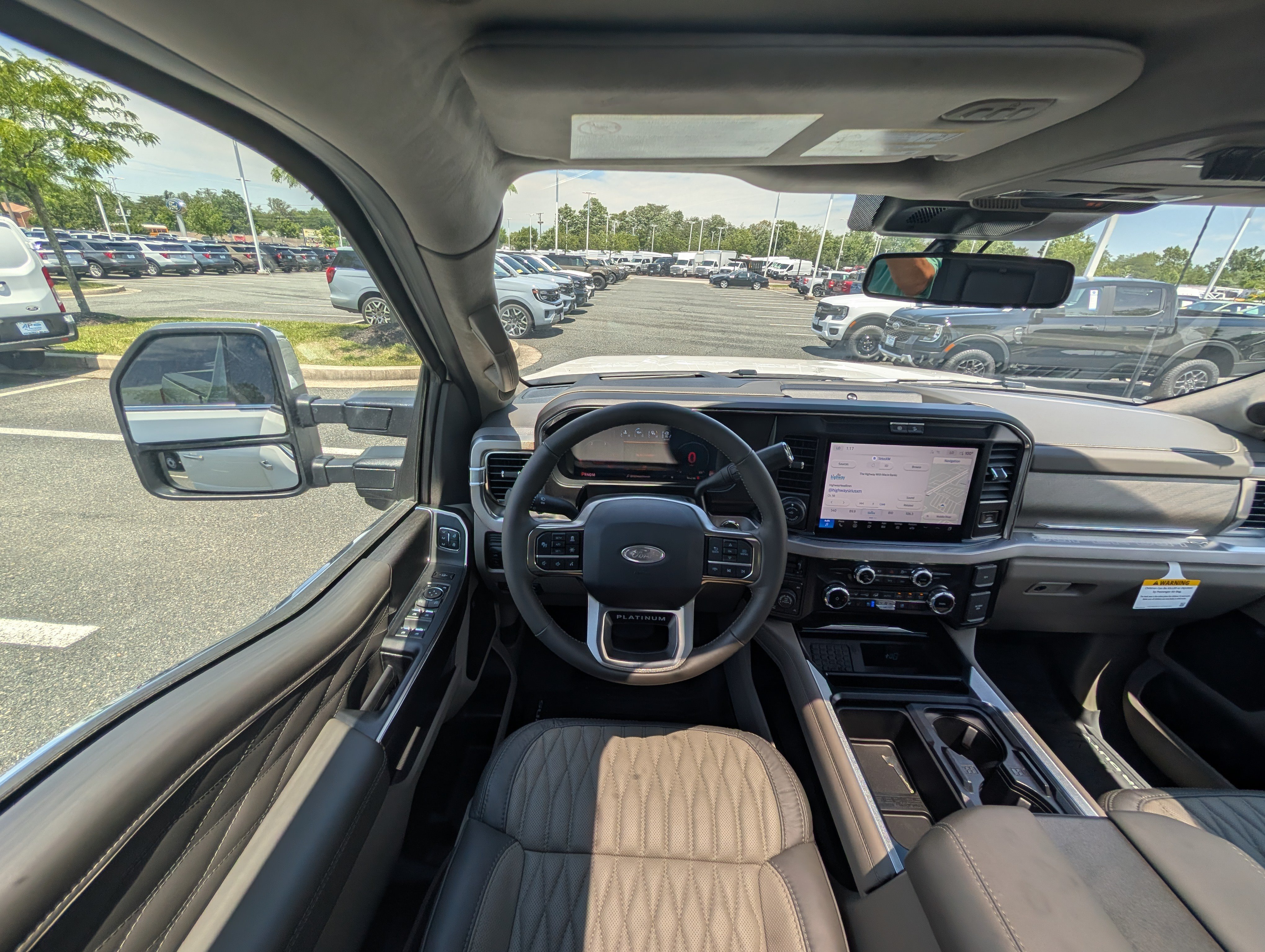 New 2026 Ford F250 Platinum w/ Platinum Plus Package AWD/4WD image 13