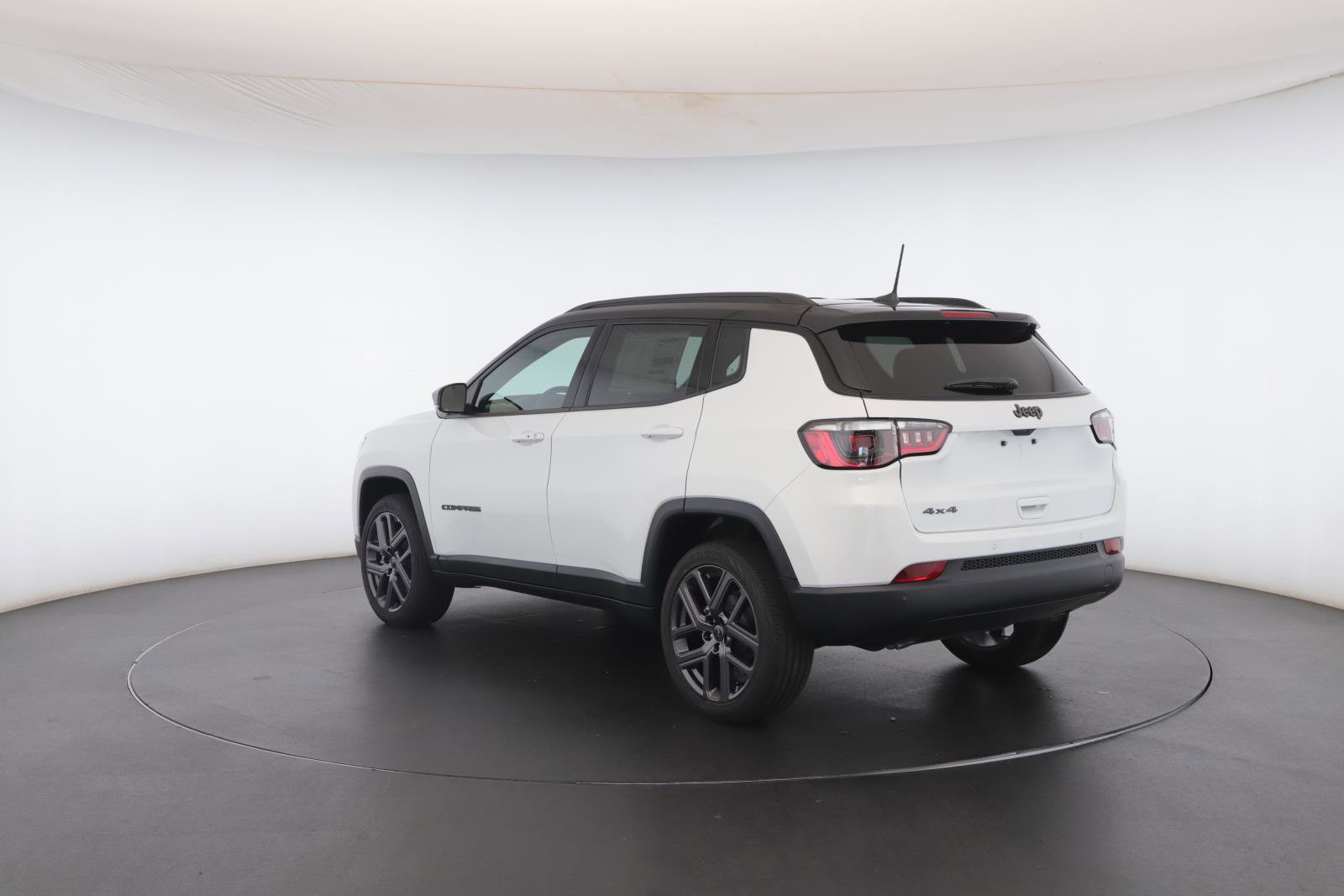 New 2026 Jeep Compass Limited image 22