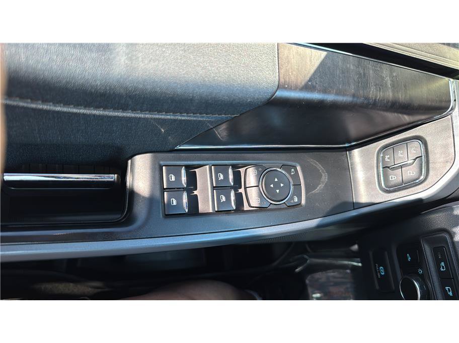 Used 2023 Ford F150 Lightning Lariat w/ Equipment Group 511A High AWD/4WD image 33