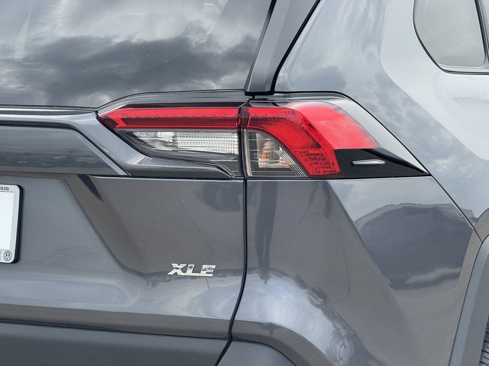 Used 2025 Toyota RAV4 XLE Premium image 11