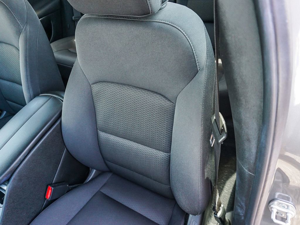 Used 2025 Chevrolet Malibu LT FWD image 20