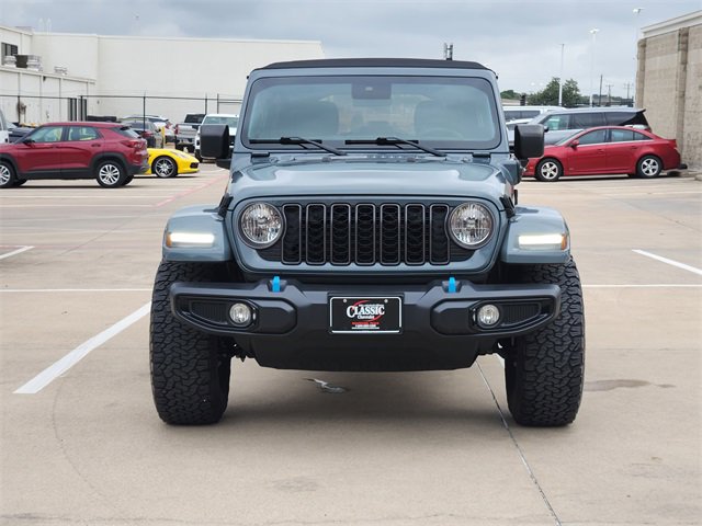 Used 2024 Jeep Wrangler Unlimited w/ Convenience Group AWD/4WD image 10