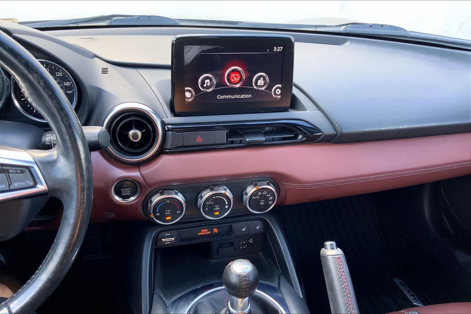 Used 2019 MAZDA MX-5 Miata RF Grand Touring w/ GT-S Package RWD image 32
