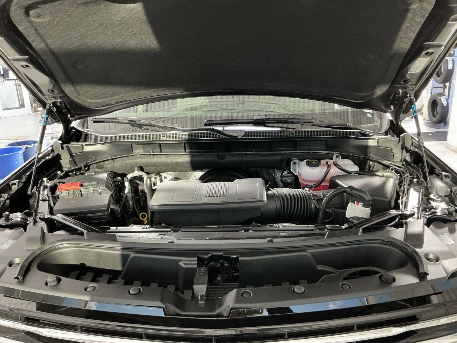 New 2026 Chevrolet Suburban Premier image 36