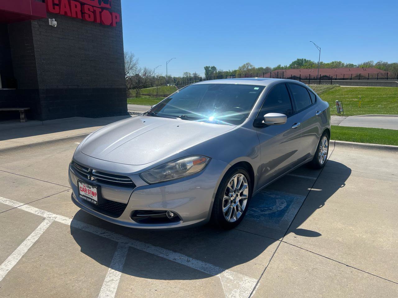 Used 2016 Dodge Dart Limited w/ Technology Group image 2