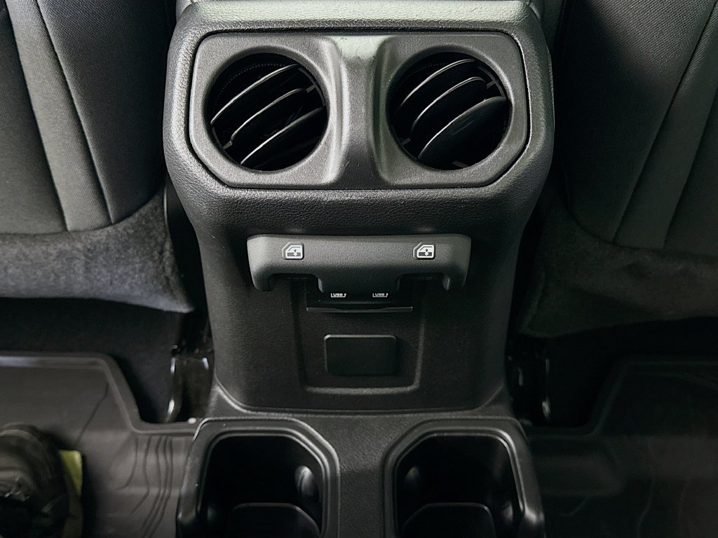 Used 2022 Jeep Gladiator Sport AWD/4WD image 30