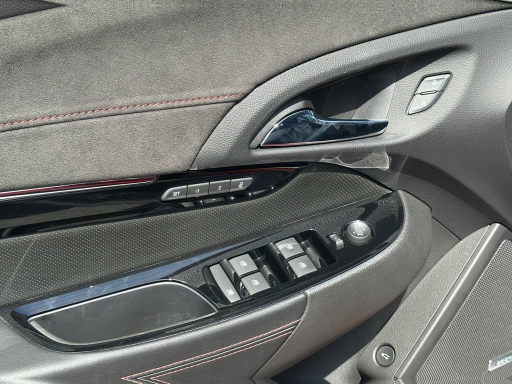 Used 2017 Chevrolet SS RWD image 21
