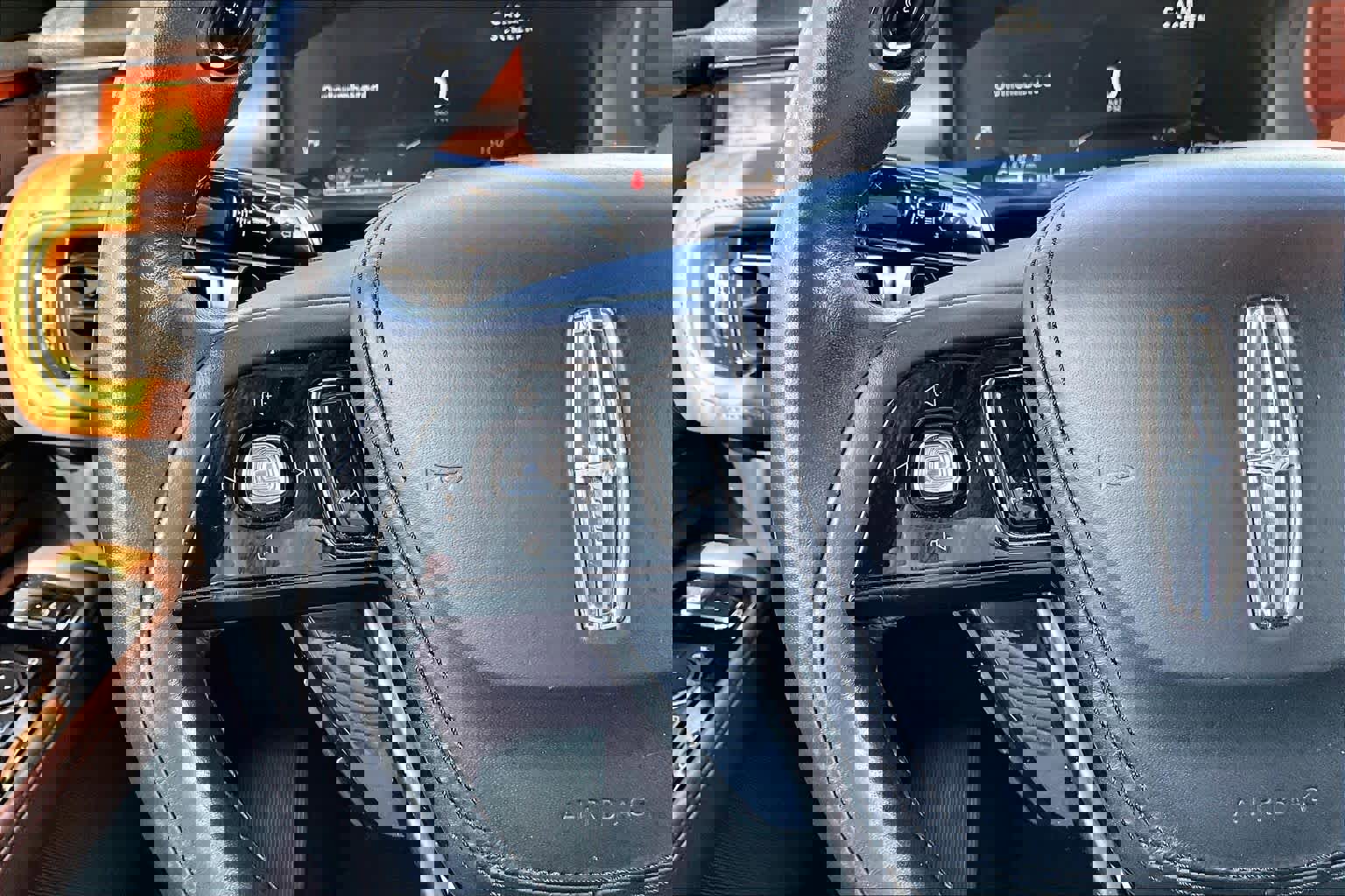 Used 2022 Lincoln Aviator Reserve w/ Elements Package Plus image 24