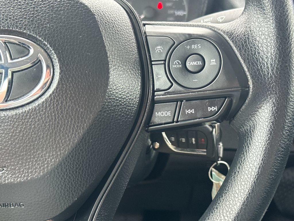 Used 2024 Toyota Corolla LE FWD image 19