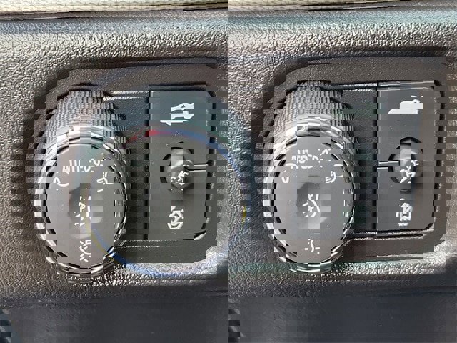 Used 2007 Chevrolet Monte Carlo SS w/ Convenience Package image 20