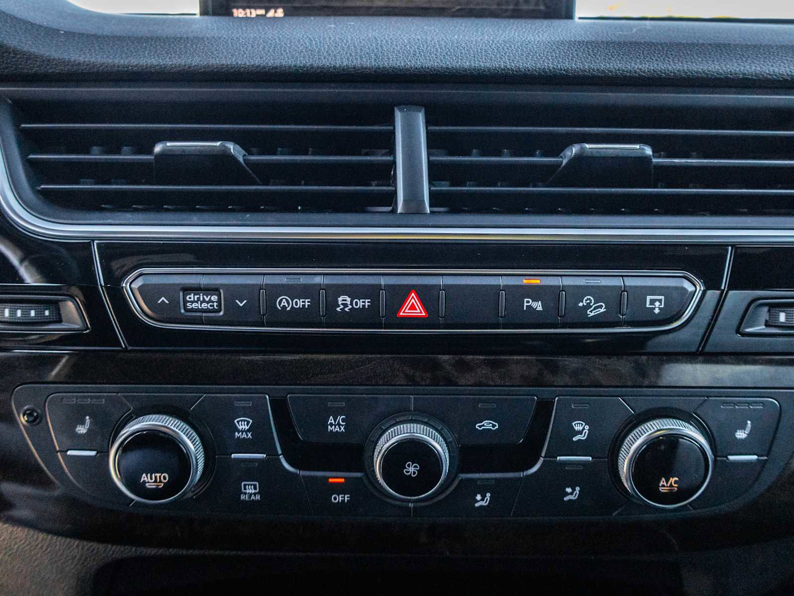 Used 2017 Audi Q7 3.0T Premium Plus image 40