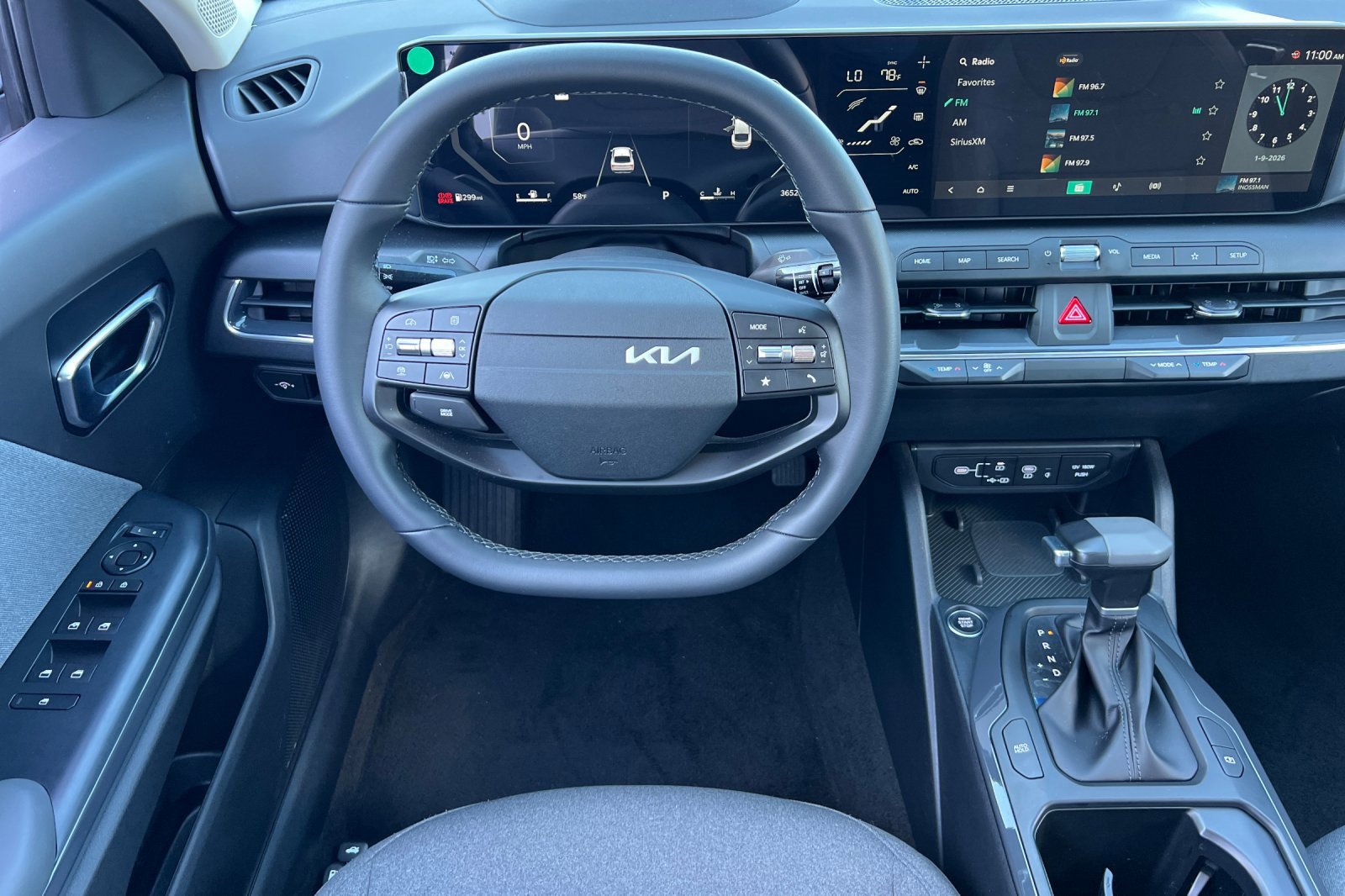 Used 2025 Kia K4 EX image 15