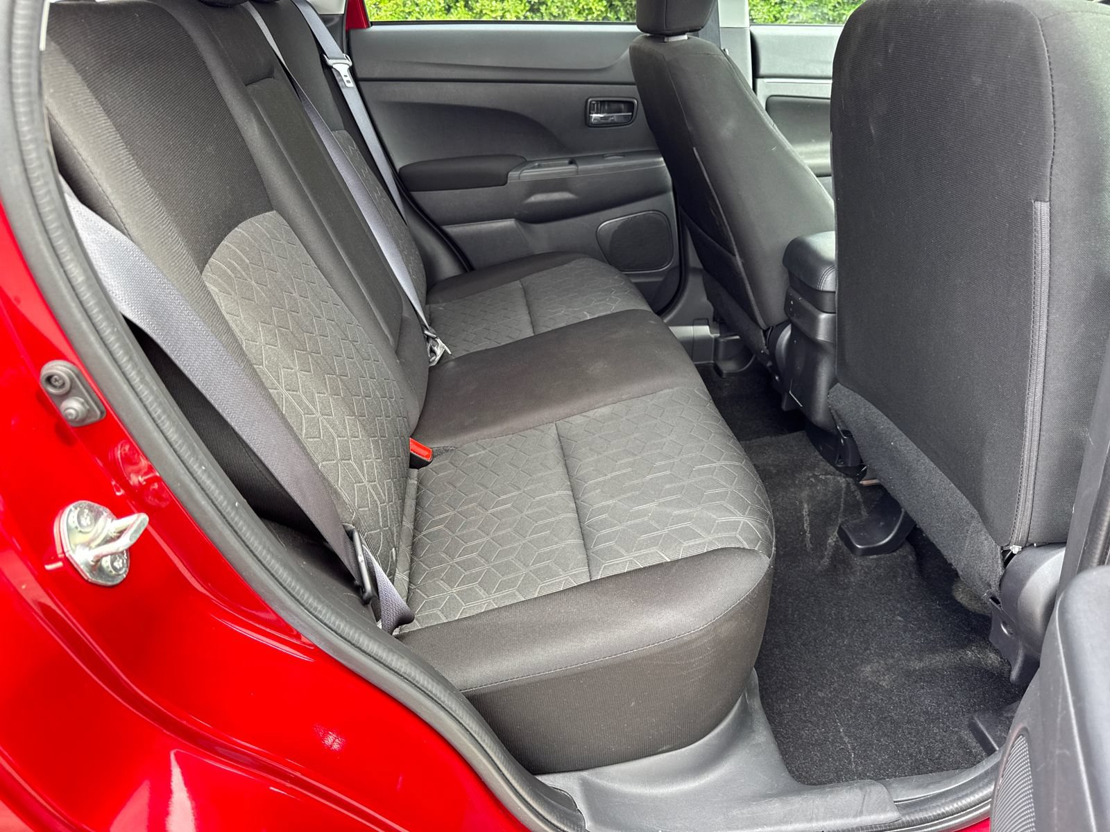 Used 2024 Mitsubishi Outlander Sport ES AWD/4WD image 15