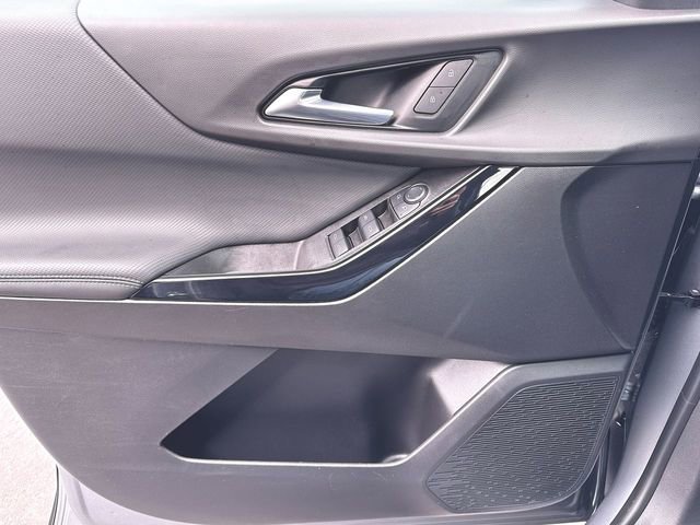 Used 2025 Chevrolet Equinox LT image 22