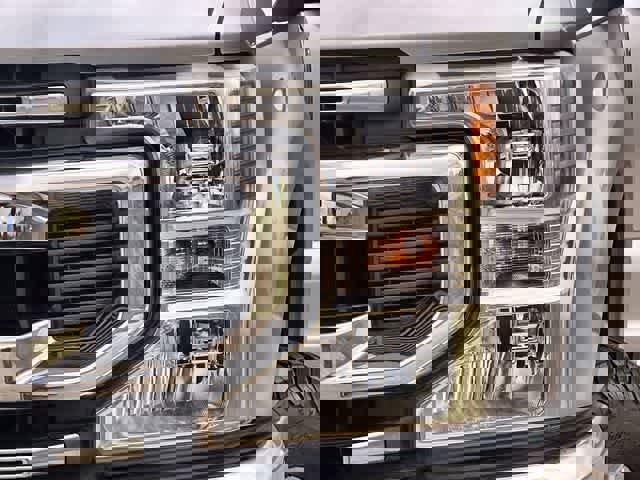 Used 2020 Ford F250 XLT w/ XLT Premium Package image 24