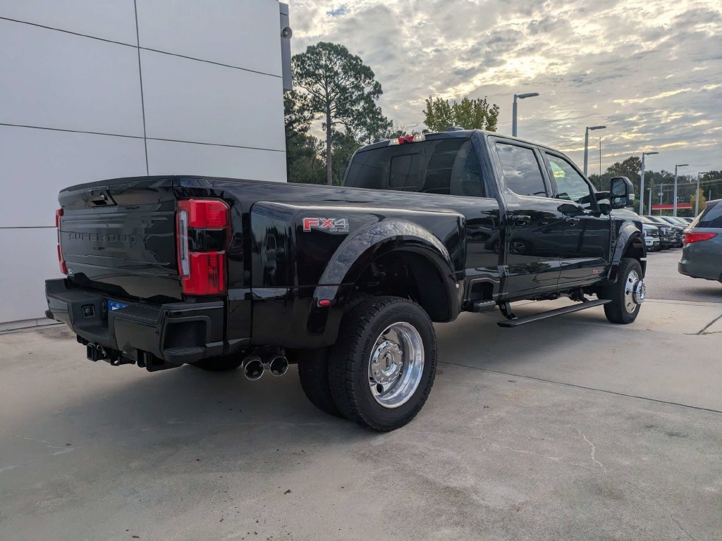 New 2027 Ford F450 Platinum AWD/4WD image 4