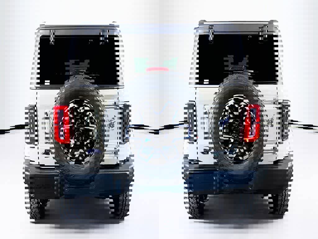 New 2025 Ford Bronco Outer Banks image 5