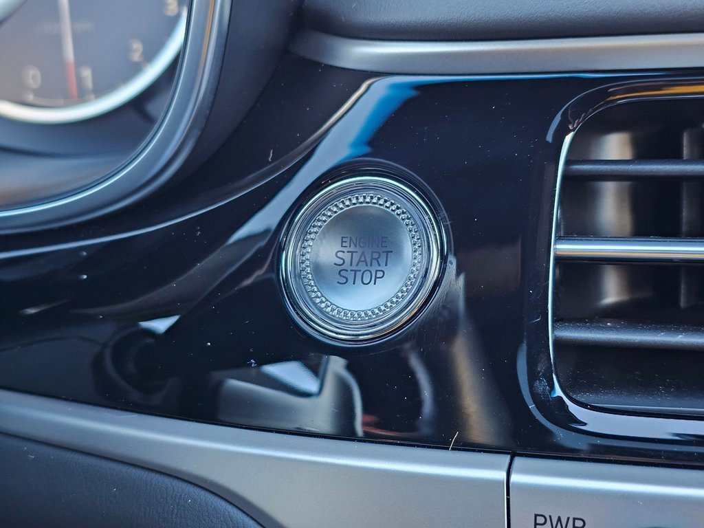 Used 2025 Genesis G70 3.3T Advanced w/ Sport Prestige Package image 17