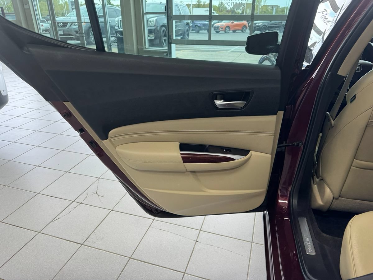 Used 2016 Acura TLX FWD image 43
