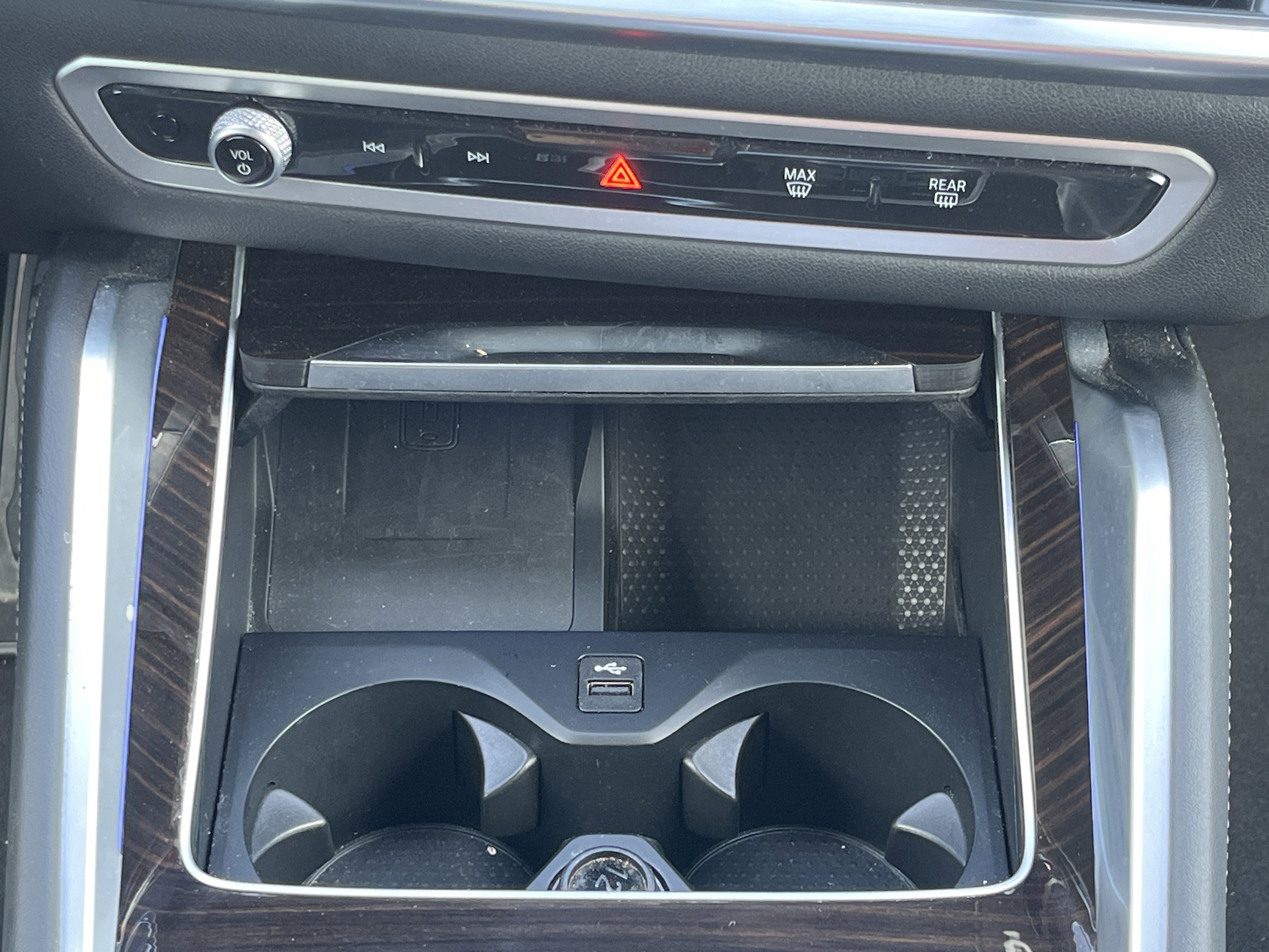 Used 2025 BMW X6 xDrive40i image 6