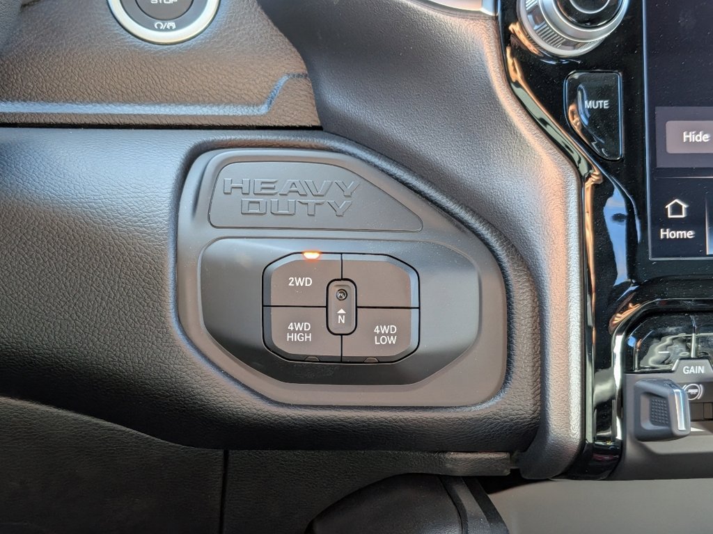 New 2026 RAM 2500 Big Horn AWD/4WD image 19