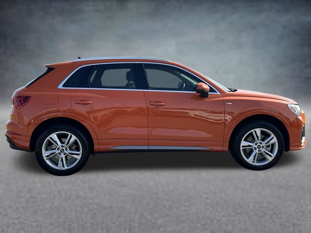 Used 2023 Audi Q3 2.0T Premium Plus w/ Premium Plus Package AWD/4WD image 6