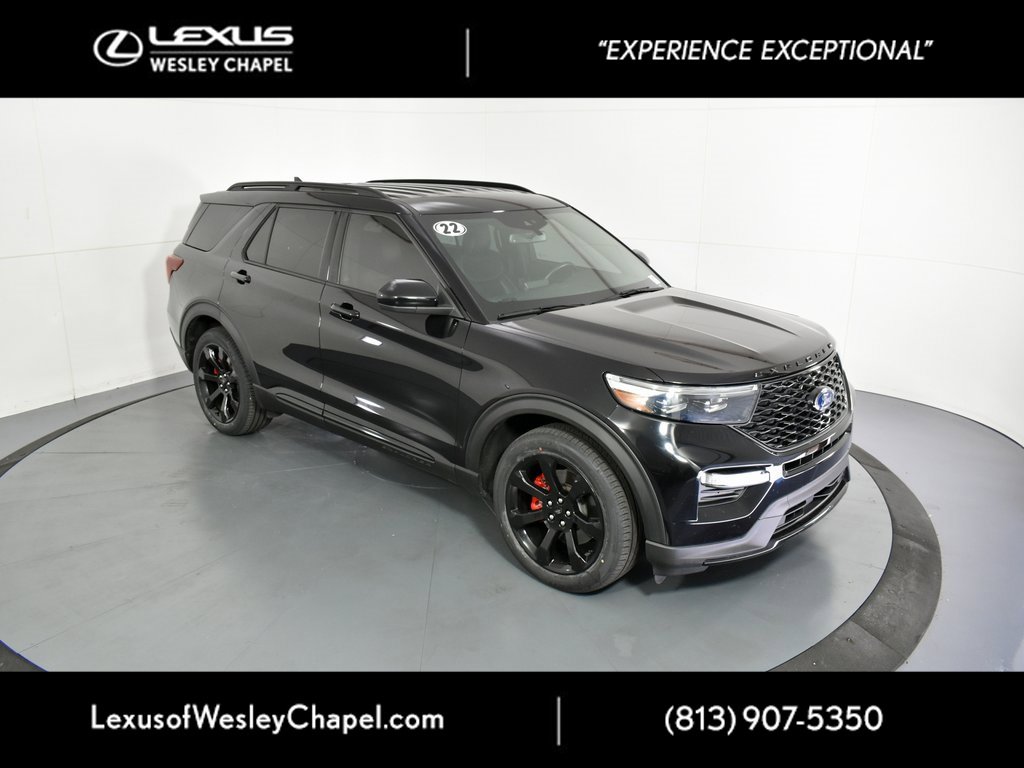 Used 2022 Ford Explorer ST w/ ST Street Pack image 2
