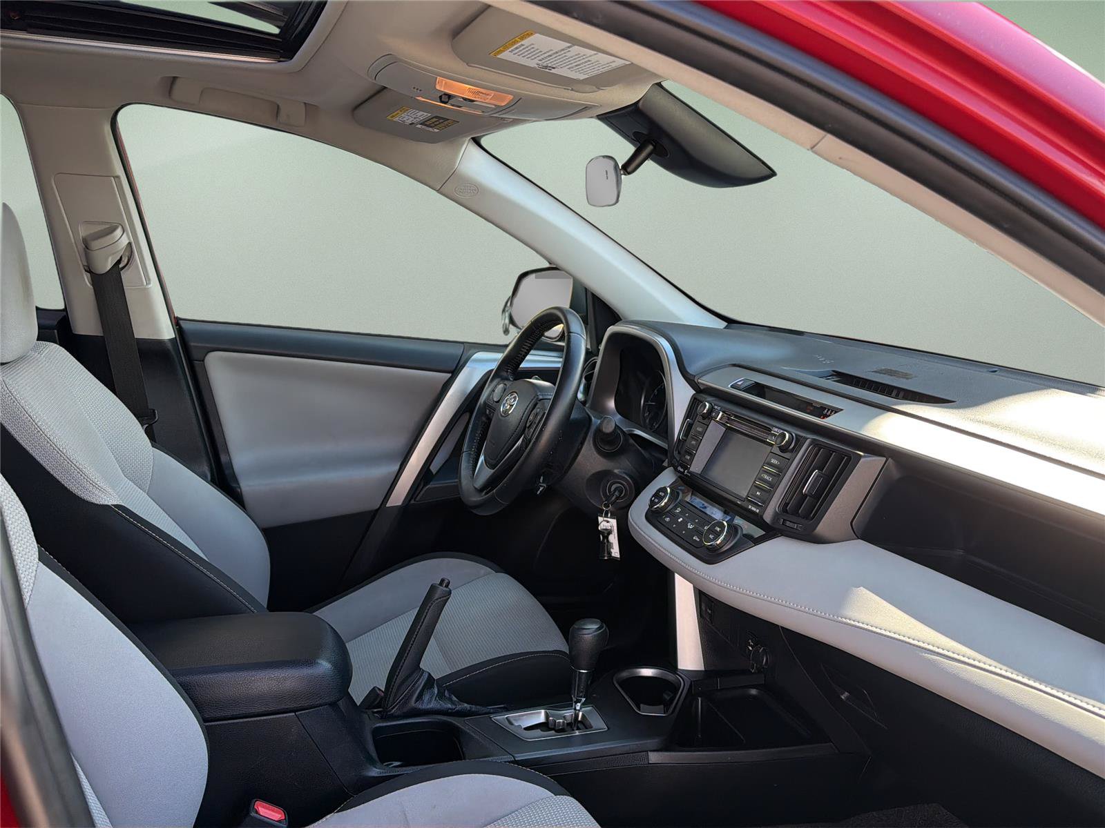 Used 2017 Toyota RAV4 XLE w/ All Weather Liner Package AWD/4WD image 13