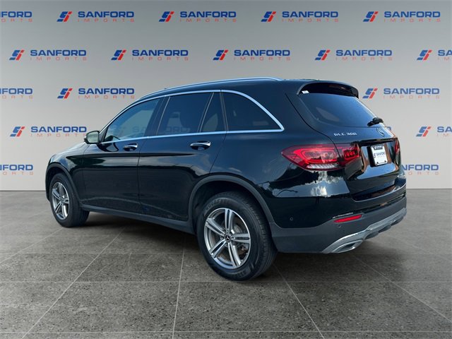 Used 2022 Mercedes-Benz GLC 300 image 3